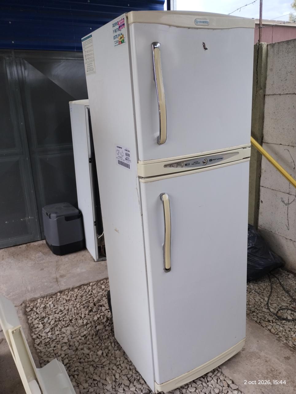 Heladera Coventry HN33BGC1 - trabajo real de ElectroBahia Servicios en Bahía Blanca